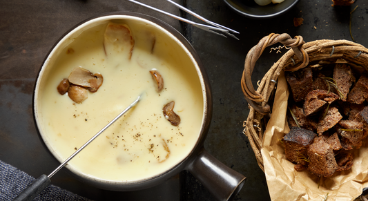 Steinpilzfondue mit Roggenbrot